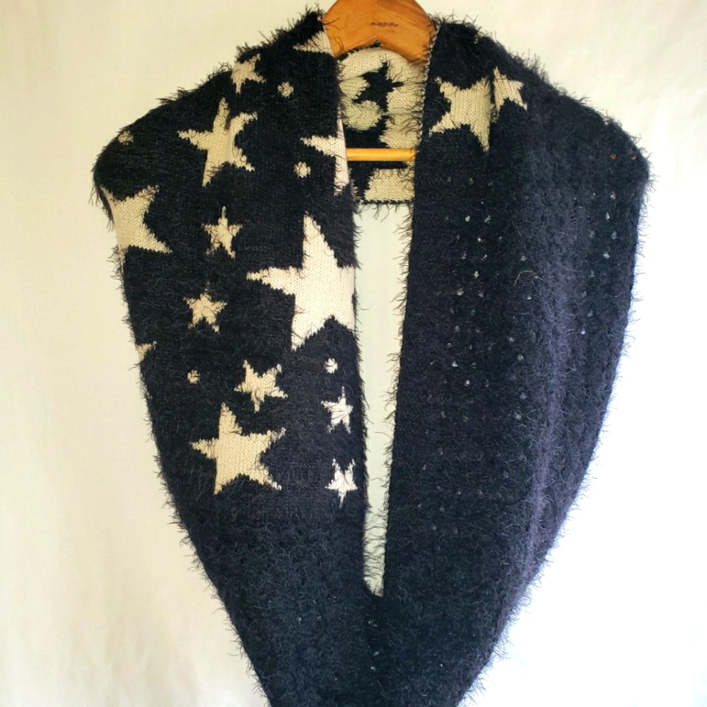 ELAN BLANC NEW Eyelash Star Infinity Scarf